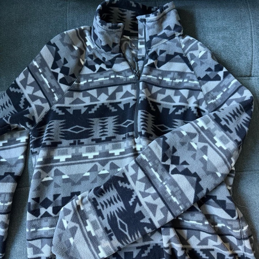 Eddie Bauer Gray & Black Half-Zip Fleece Pullover